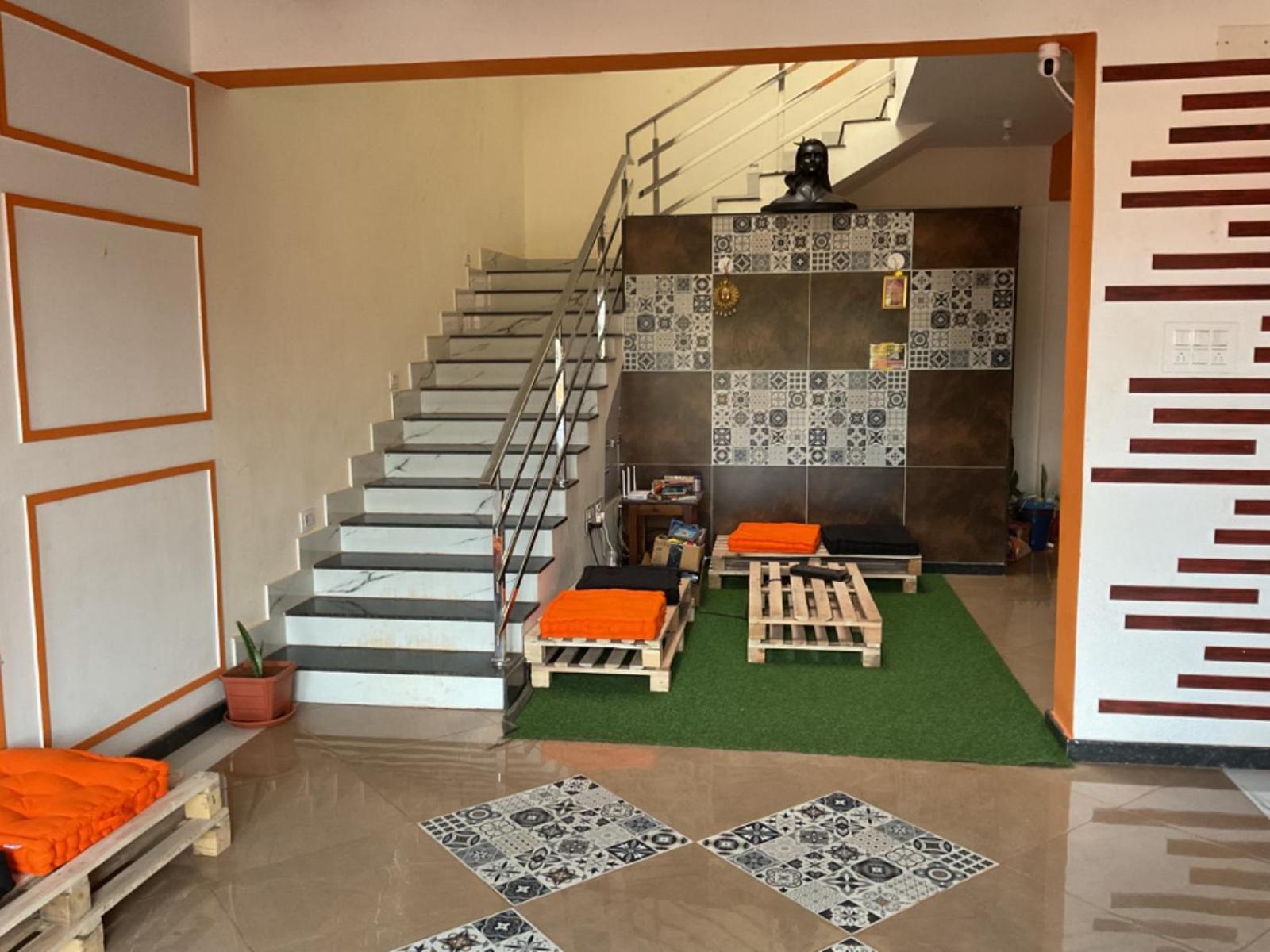 Lostel Gokarna Gokarna  Bagian luar foto